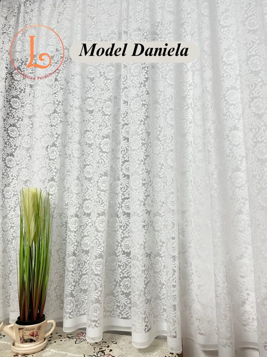 Perdea Daniela - scurtă
